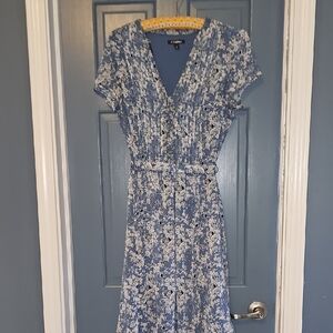 Roz & Ali Blue White Floral Midi Dress Casual Women Size 12 Short Sleeve